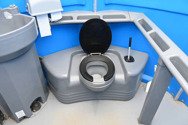 Portable Toilet Options We Offer in Edwardsville, KS